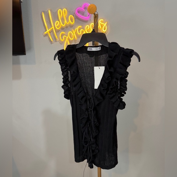 Zara Tops - Zara Black Ruffle-Front Knit Top